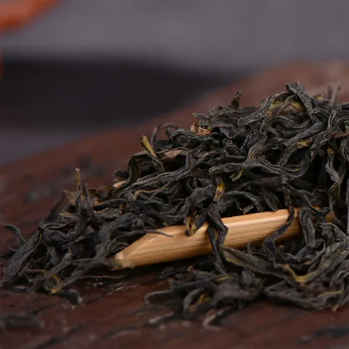 Ya Shi Xiang or "Duck Shit Aroma" Dan Cong Oolong Tea  from ChaoZhou GuangDong